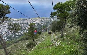 chairlift going down