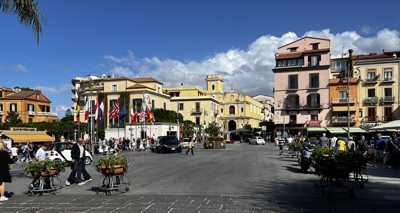 Sorrento center